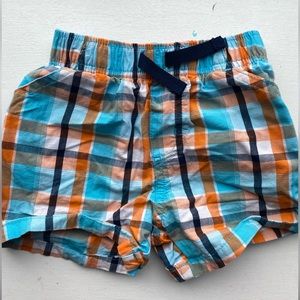 Baby shorts 18M